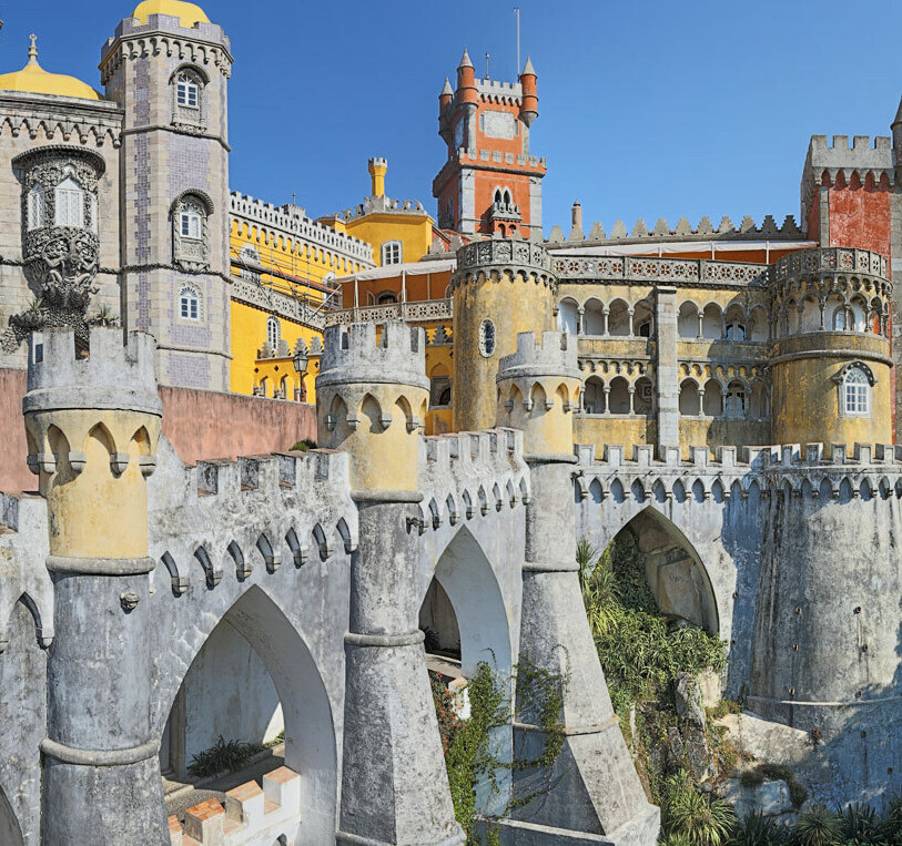 Дворец Пена — жемчужина Гранд-тура по Португалии. Экскурсия во Дворец Пена в Синтре с национальным гидом Игорем Зориным в рамках 4-дневного тура.