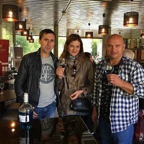 Лицензированный гид Игорь Зорин: винные туры и дегустации