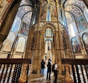 Лицензированный гид Игорь Зорин: экскурсия в Конвенту-де-Кришту Внутри церкви тамплиеров в Томаре — авторский тур Игоря Зорина