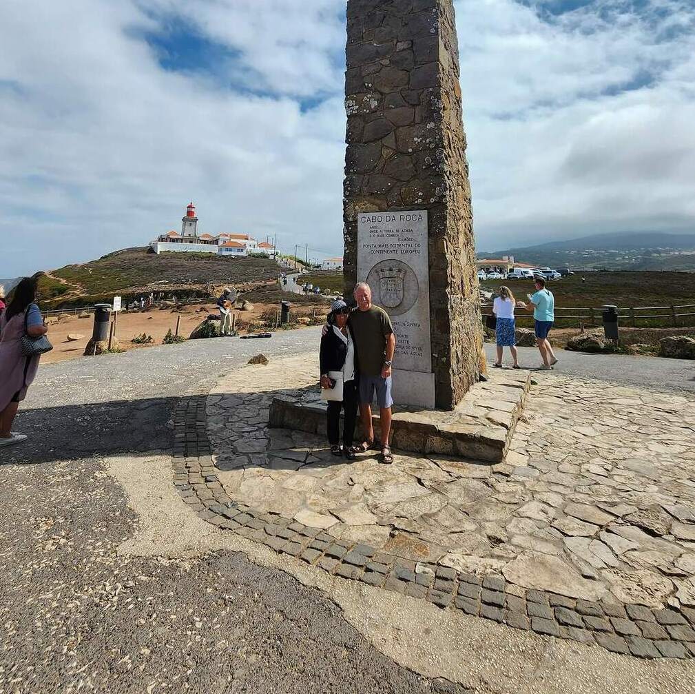 Стелла на мысе Рока, самой западной точке Европы. ⭐ Индивидуальные туры в Синтру ⭐ с гидом Игорем Зориным.