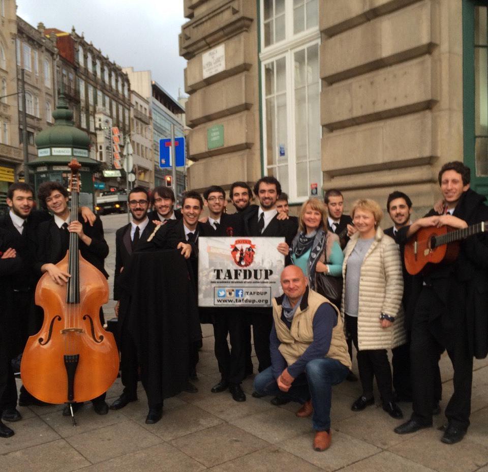 Рабочий момент путешествия Игорь Зорин с туристами